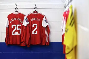 Arsenal Women's Squad: Pre-Match Focus before Battle against Chelsea