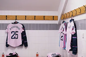 Manchester United Women V Arsenal Women 2022-23 Prints: Arsenal Women's Squad Preparation