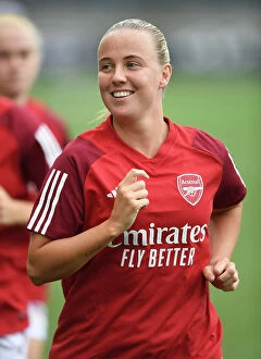 Linkoping FC v Arsenal Women 2023-24 Collection: Arsenal Women's Squad Prepares for UEFA Champions League Clash against Linkopings FC in Sweden