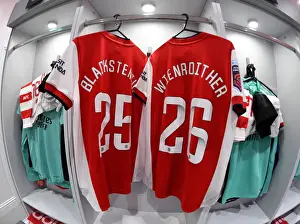 Arsenal Women's Squad: Preparing for Battle against Manchester United (Conti Cup Quarterfinal)