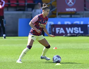 West Ham United Women V Arsenal Women 2021-22 Prints: Arsenal Women's Steph Catley Warming Up Ahead of West Ham Clash (FA WSL 2021-22)