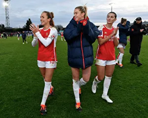 Arsenal Women's Super League Victory: Lia Walti, Alessia Russo, and Emily Fox Celebrate Triumph Over Everton