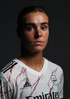 Arsenal Women's Team 2020-21: A Closer Look at Jill Roord