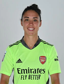Images Dated 12th August 2020: Arsenal Women's Team 2020-21: A Closer Look at Manuela Zinsberger