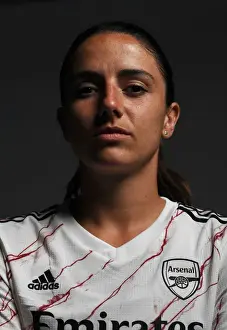 Arsenal Women's Team 2020-21: Danielle van de Donk at Arsenal Photocall