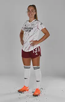 Arsenal Women's Team 2020-21: Lia Walti at Arsenal Womens Photocall