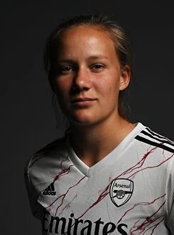 Images Dated 13th August 2020: Arsenal Women's Team 2020-21: Malin Gut at Arsenal Photocall