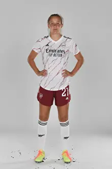 Arsenal Women's Team 2020-21: Malin Gut at Arsenal Womens Photocall