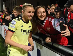 Arsenal Women's Team Celebrates with Fans after HB Koge Match in UEFA Womens Champions League