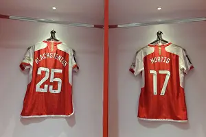 Arsenal Women's Team: Gear Up for Battle against Liverpool FC at Emirates Stadium