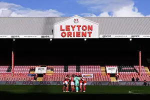 Tottenham Hotspur Women V Arsenal Women 2022-23 Prints: Arsenal Women's Team Huddles Before Match Against Tottenham Hotspur in FA WSL
