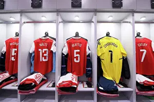 Arsenal Women's Team: Pre-Match Huddle Against Leicester City in FA WSL (2022-2023)