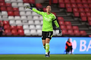 Bristol City Women V Arsenal Women 2023-24 Prints: Arsenal Women's Team Tactics: Manuela Zinsberger Gives Instructions vs