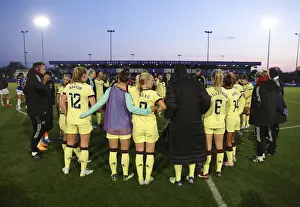 Arsenal Women's Team Unites After Hard-Fought Everton Match