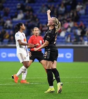 Olympic Lyonnais v Arsenal Women 2022-23 Collection: Arsenal Women's Victory: Beth Mead Scores Fifth Goal Against Olympique Lyonnais in UEFA Champions