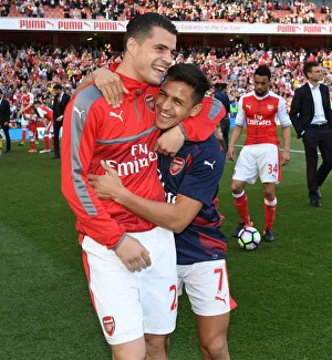 Arsenal: Xhaka and Sanchez Celebrate Victory Over Everton, Premier League 2016-17