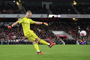 Arsenal's Aaron Ramsdale in Action: Arsenal vs. Chelsea, Premier League 2022-23