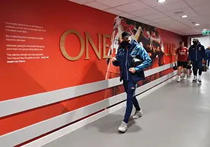Arsenal's Aaron Ramsdale Faces Liverpool at Anfield in Premier League Clash (2021-22)