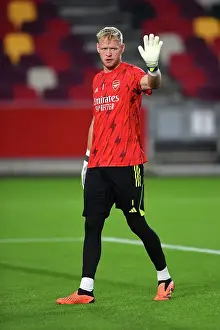 Arsenal's Aaron Ramsdale Prepares for Brentford Showdown in Carabao Cup