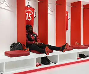 Arsenal's Ainsley Maitland-Niles Prepares for Arsenal v Crystal Palace in Premier League