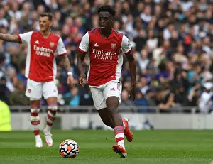 Arsenal's Albert Sambi Lokonga: Unwavering Concentration Amidst Premier League Rivalry (Arsenal vs. Tottenham Hotspur)