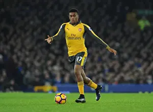 Arsenal's Alex Iwobi in Action against Everton - Premier League 2016-17