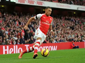 Arsenal V Burnley 2014/15 Prints: Arsenal's Alex Oxlade-Chamberlain in Action Against Burnley (2014/15)
