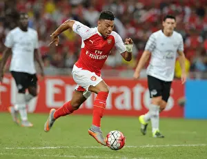 Arsenal's Alex Oxlade-Chamberlain in Action Against Everton at 2015-16 Barclays Asia Trophy, Singapore