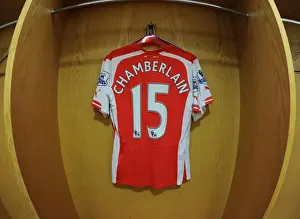 Arsenal's Alex Oxlade-Chamberlain Gears Up for Arsenal v Tottenham Showdown (2014-15)