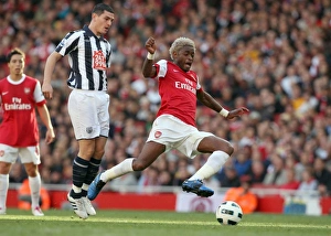 Arsenal V West Bromwich Albion 2010-11 Prints: Arsenal's Alex Song vs. Graham Dorrans's Game-Winning Performance: Arsenal 2-3 West Bromwich Albion (2010)