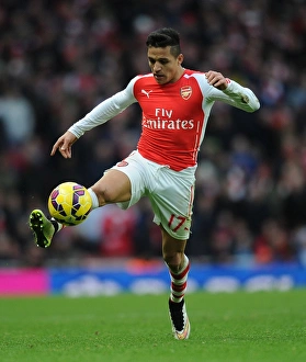 Arsenal's Alexis Sanchez in Action: Arsenal vs. Stoke City (Premier League 2014-15)