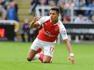 Arsenal's Alexis Sanchez Faces Newcastle United in Premier League Clash (2015-16)