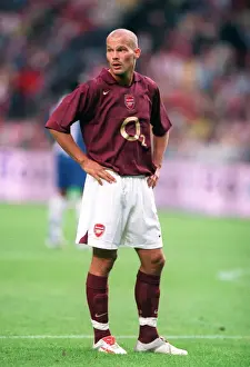 Arsenal's Amsterdam Triumph: Freddie Ljungberg's Leadership in Porto Victory, 2005