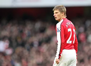 Arsenal V Fulham 2008-9 Prints: Arsenal's Arshavin at Stalemate: Arsenal 0-0 Fulham, Premier League 2009
