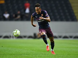 Arsenal V SS Lazio 2018-19 Prints: Arsenal's Aubameyang in Action: Arsenal vs. SS Lazio, 2018