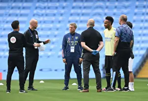 Arsenal's Aubameyang and Assistant Coach Round Prepare for Manchester City Showdown (Premier League 2019-20)
