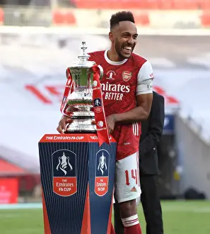 Arsenal's Aubameyang Celebrates FA Cup Victory Over Chelsea in Empty Wembley Stadium (2020)