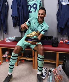 Images Dated 12th May 2019: Arsenal's Aubameyang Claims Golden Boot at Burnley
