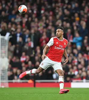 Arsenal's Aubameyang Faces Off Against West Ham in Premier League Showdown