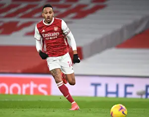 Arsenal's Aubameyang Goes Head-to-Head with Leeds United in Premier League Battle