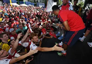 Arsenal V Fiorentina 2019-20 Prints: Arsenal's Aubameyang Greets Fans Before Arsenal vs Fiorentina in 2019 International Champions Cup