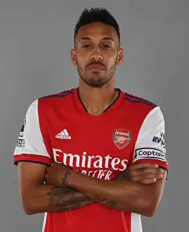 Arsenal's Aubameyang Kicks Off New Season Training