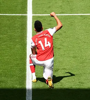 Arsenal's Aubameyang Kneels During Brighton Match (2020 Premier League)