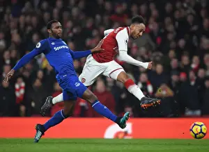 Arsenal V Everton 2017-18 Prints: Arsenal's Aubameyang Outmaneuvers Everton's Martina