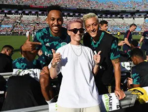 Arsenal's Aubameyang and Ozil Meet US Women's World Cup Champion Rapinoe Ahead of Arsenal v Fiorentina Match, 2019 International Champions Cup, Charlotte