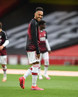 Arsenal's Aubameyang Prepares for Empty Arsenal FC vs. Liverpool FC Clash (2019-20)