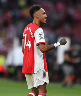 Arsenal's Aubameyang Reacts After Arsenal vs. Tottenham Premier League Clash (2021-22)