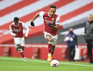 Arsenal's Aubameyang Scores Alone: Emirates Stadium's Empty Goal (2020-21)