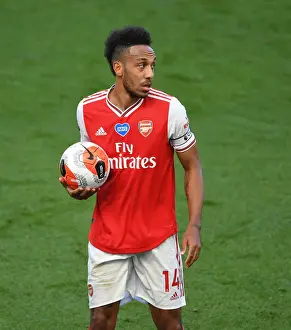 Arsenal's Aubameyang Scores Brilliant Goal: Premier League Showdown vs. Brighton (2019-2020)