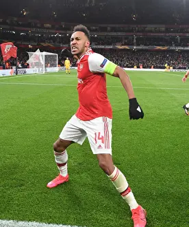 Arsenal's Aubameyang Scores Europa League Goal: Crushing Olympiacos at Emirates